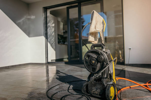 Best Factory Floor Cleaning  in Hillsboro, WI